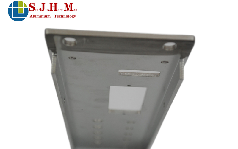 Deep-processed Aluminum Profiles For Automotive Power Amplifier Panels