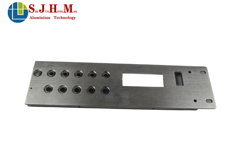 Deep-processed Aluminum Profiles For Automotive Power Amplifier Panels