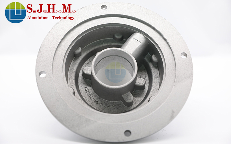 High-precision aluminum die-cast flange hub